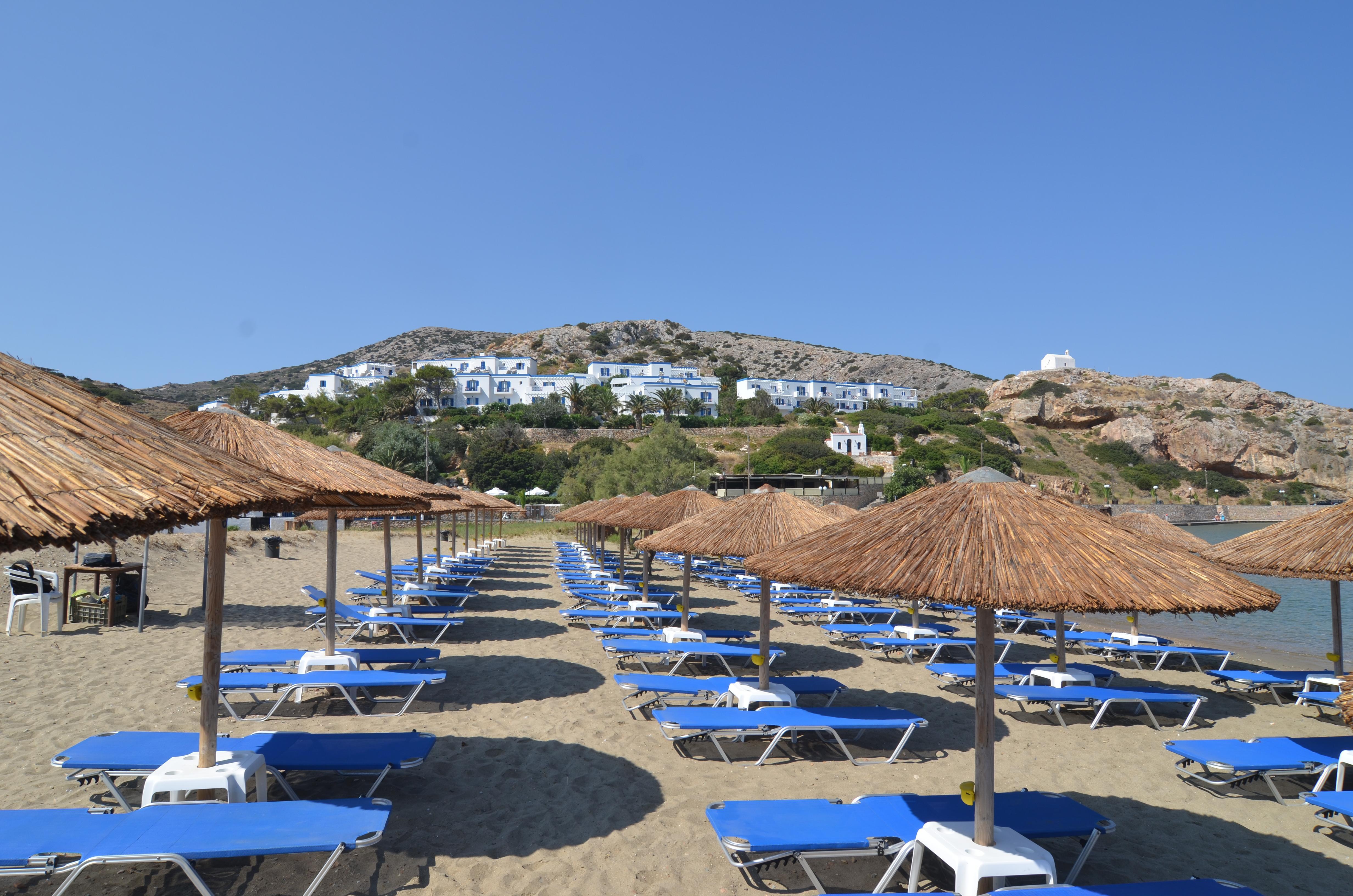 Dolphin Bay Seaside Resort & Suites 加利萨斯 外观 照片