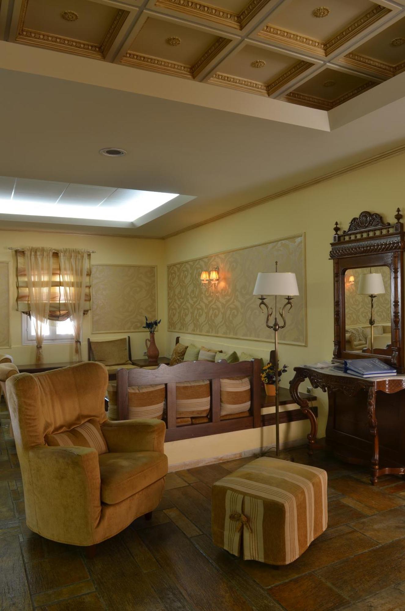Dolphin Bay Seaside Resort & Suites 加利萨斯 外观 照片